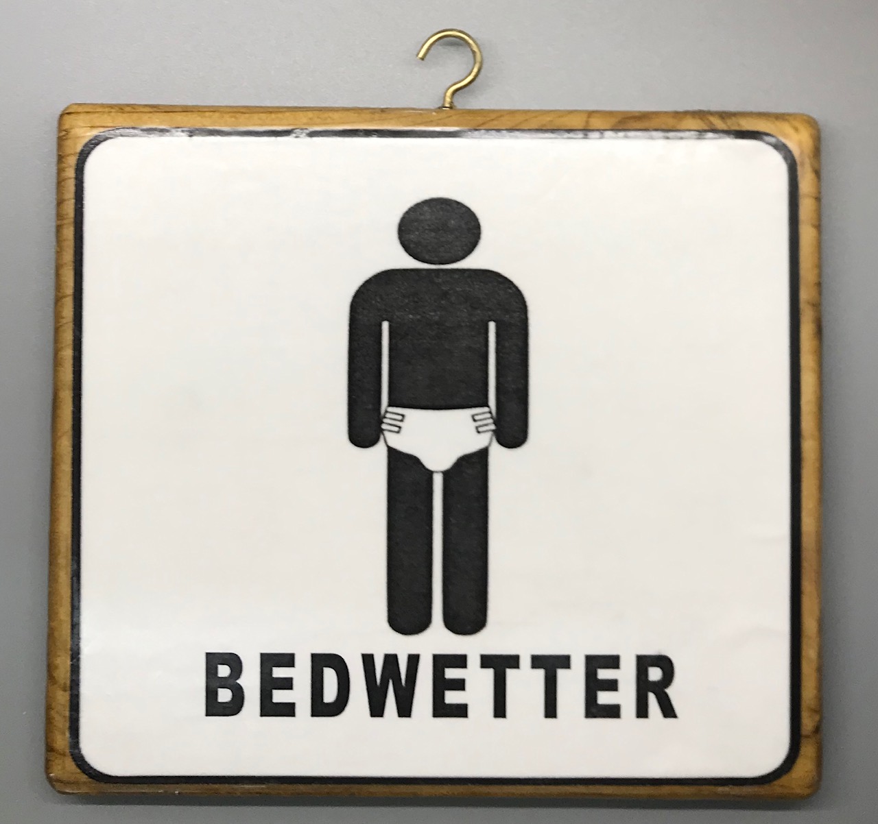 Bedwetter sign - Boy version - Click Image to Close